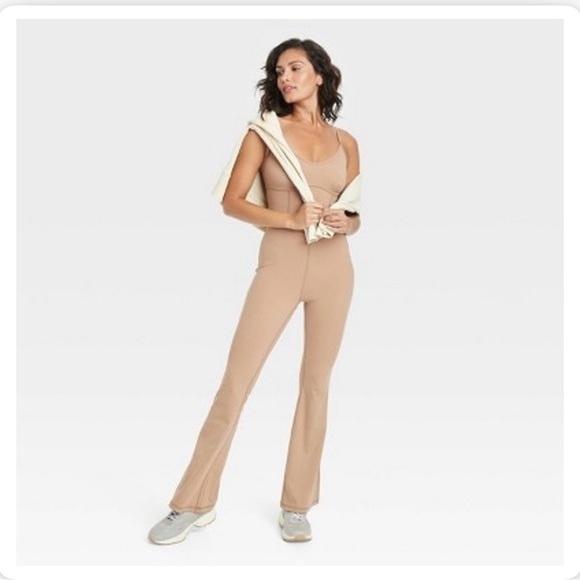 Joylab flare jumpsuit, size xs - Picture 1 of 5